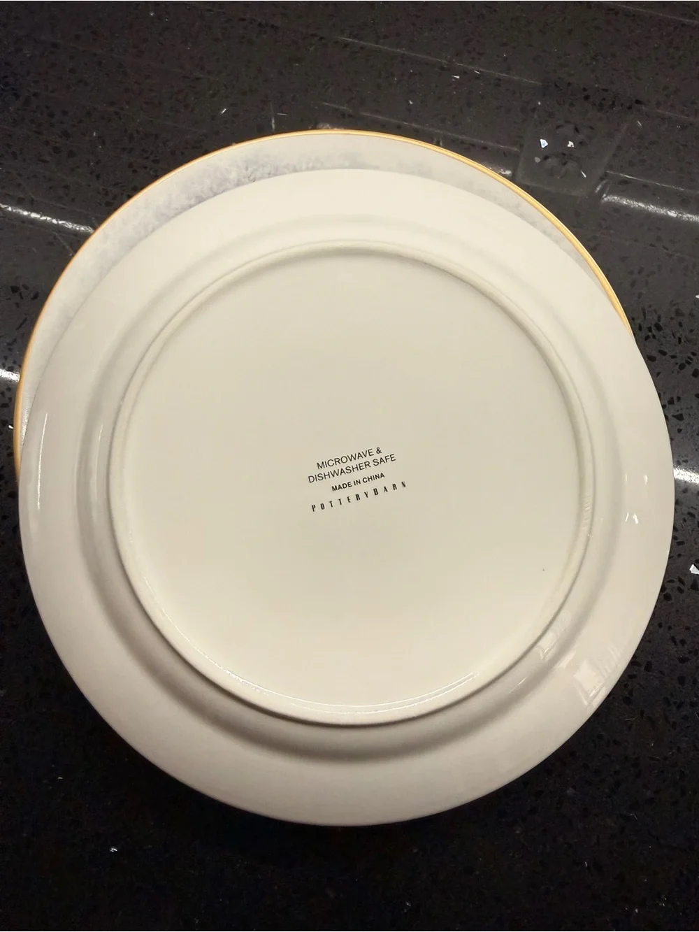 Pottery Barn Nostalgic‎ Santa Christmas Village Dinner Plates 10.5’’ Set Of 4